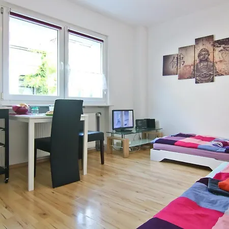 Monteurapartments In Zentraler Lage Colónia