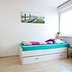 Monteurapartments In Zentraler Lage Apartment Cologne