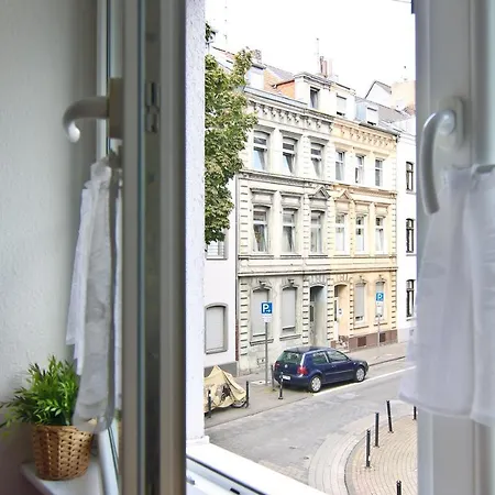 Monteurapartments In Zentraler Lage Lägenhet Köln