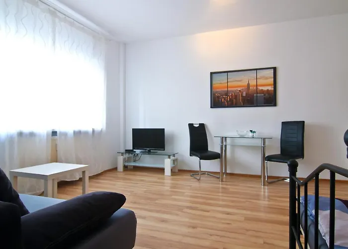 Monteurapartments In Zentraler Lage Appartamento Colonia