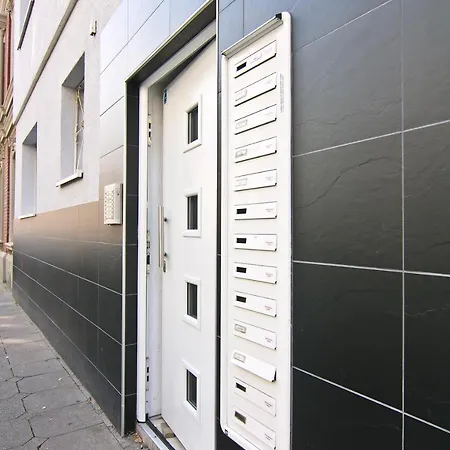 Monteurapartments In Zentraler Lage ケルン